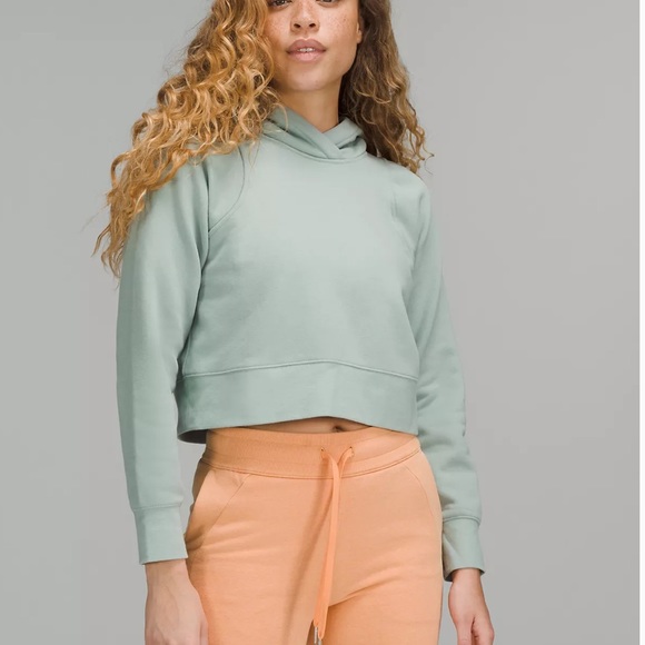💙LULULEMON LOUNGEFUL CROPPED HOODIE/JACKET-SILVER BLUE-14💙 - Picture 7 of 13